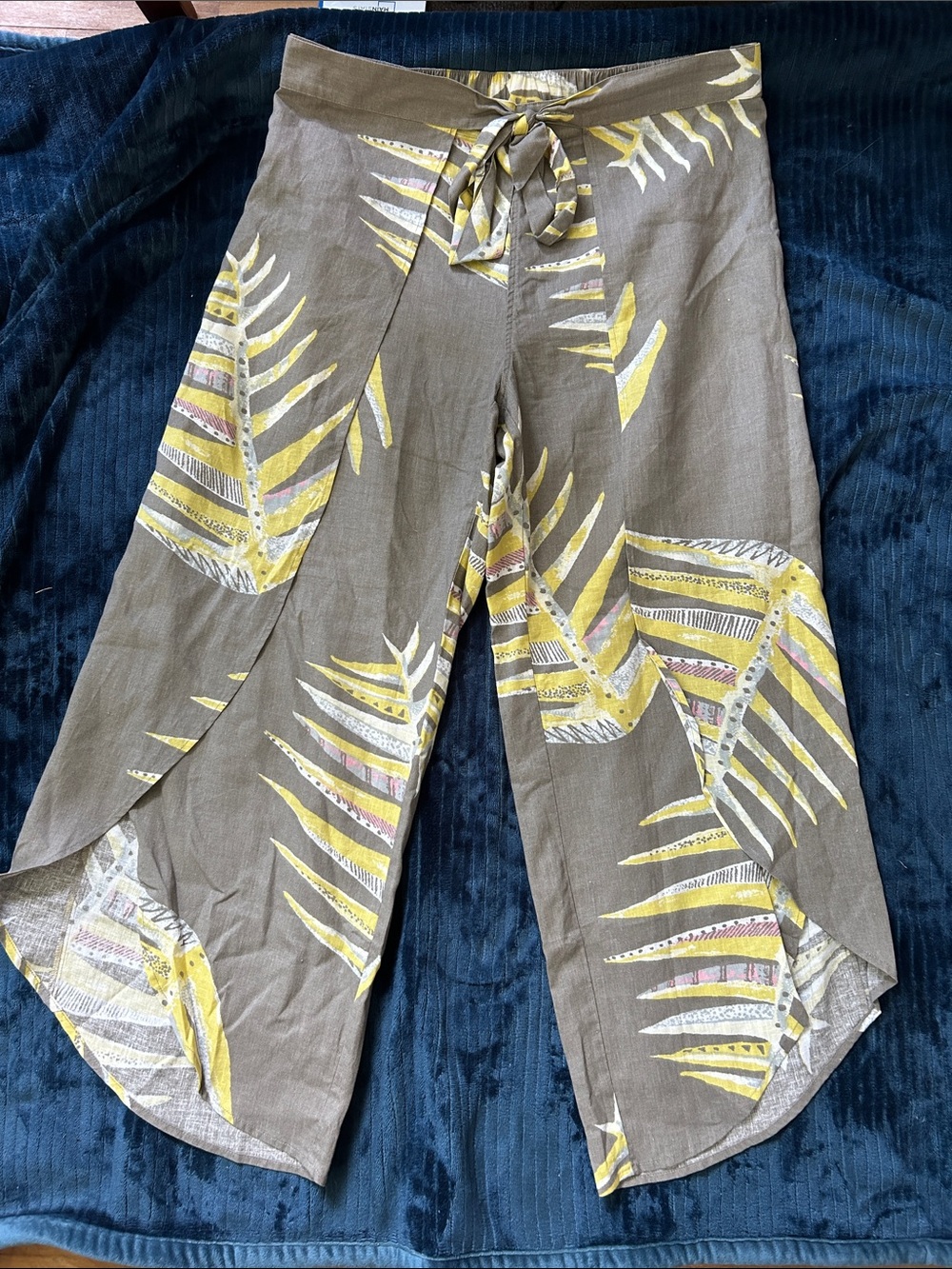 Patagonia Tropical Leaf Print Wrap-Style Wide Leg Pants - Olive & Yellow